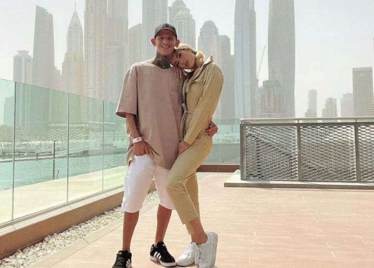 El influencer hizo un rap como respuesta a la canción que René lanzó